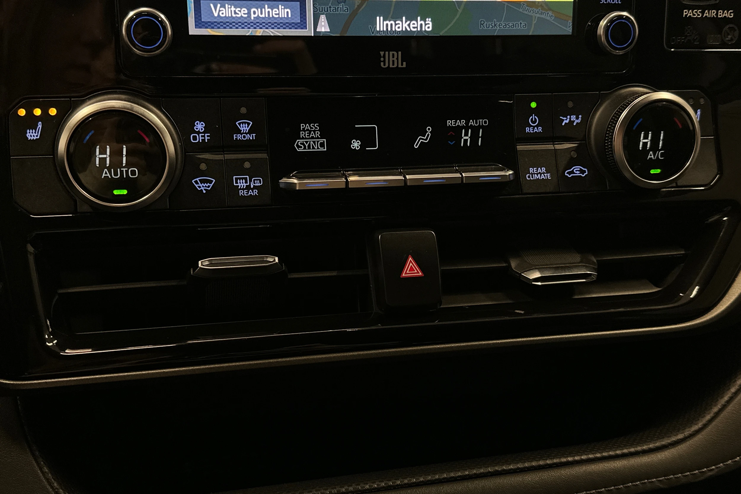 hopea Toyota Highlander 2022 kuva 24.