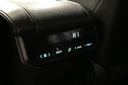 hopea Toyota Highlander 2022 kuva 30.