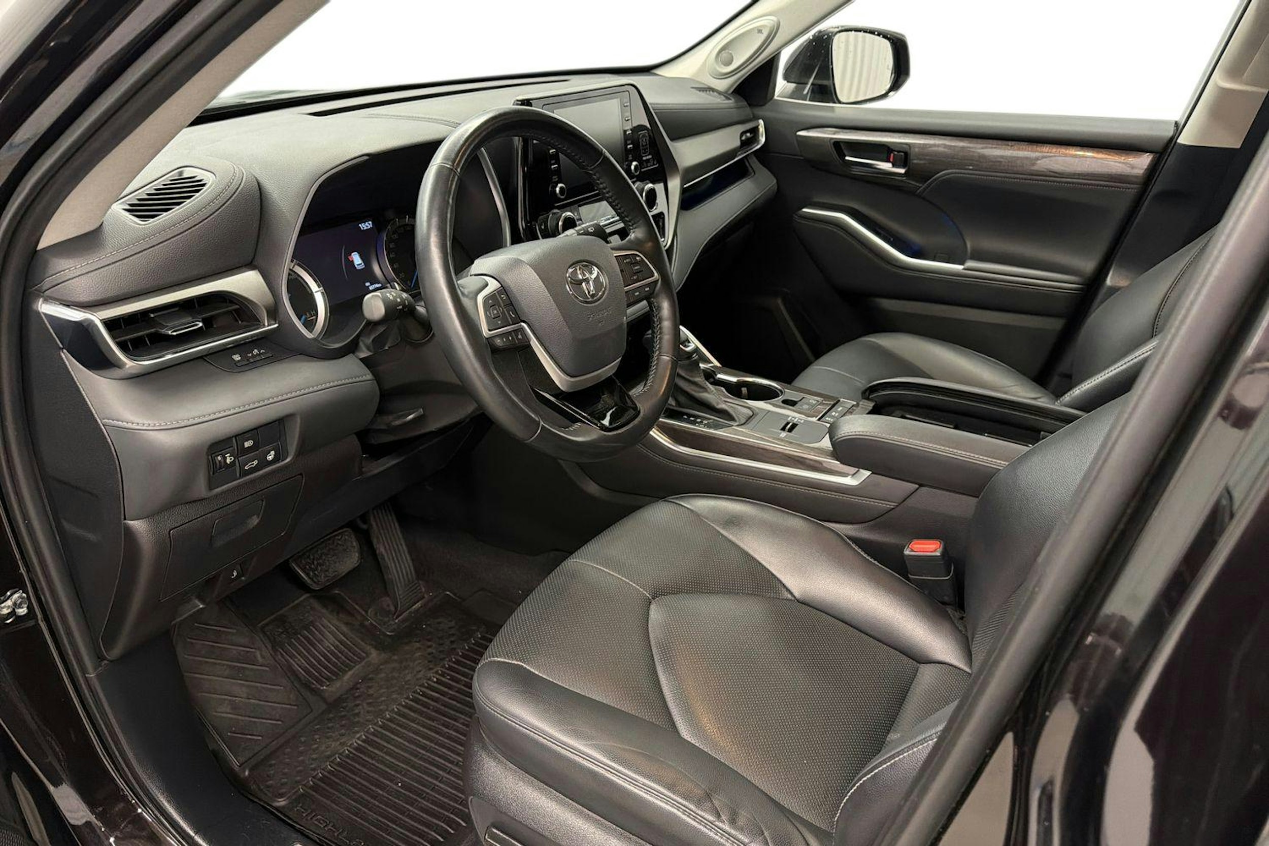 ruskea (beige) Toyota Highlander 2022 kuva 7.