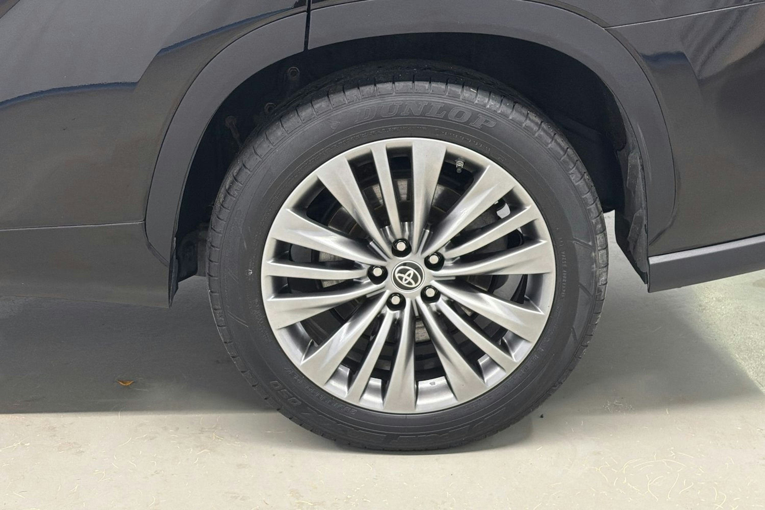 ruskea (beige) Toyota Highlander 2022 kuva 13.