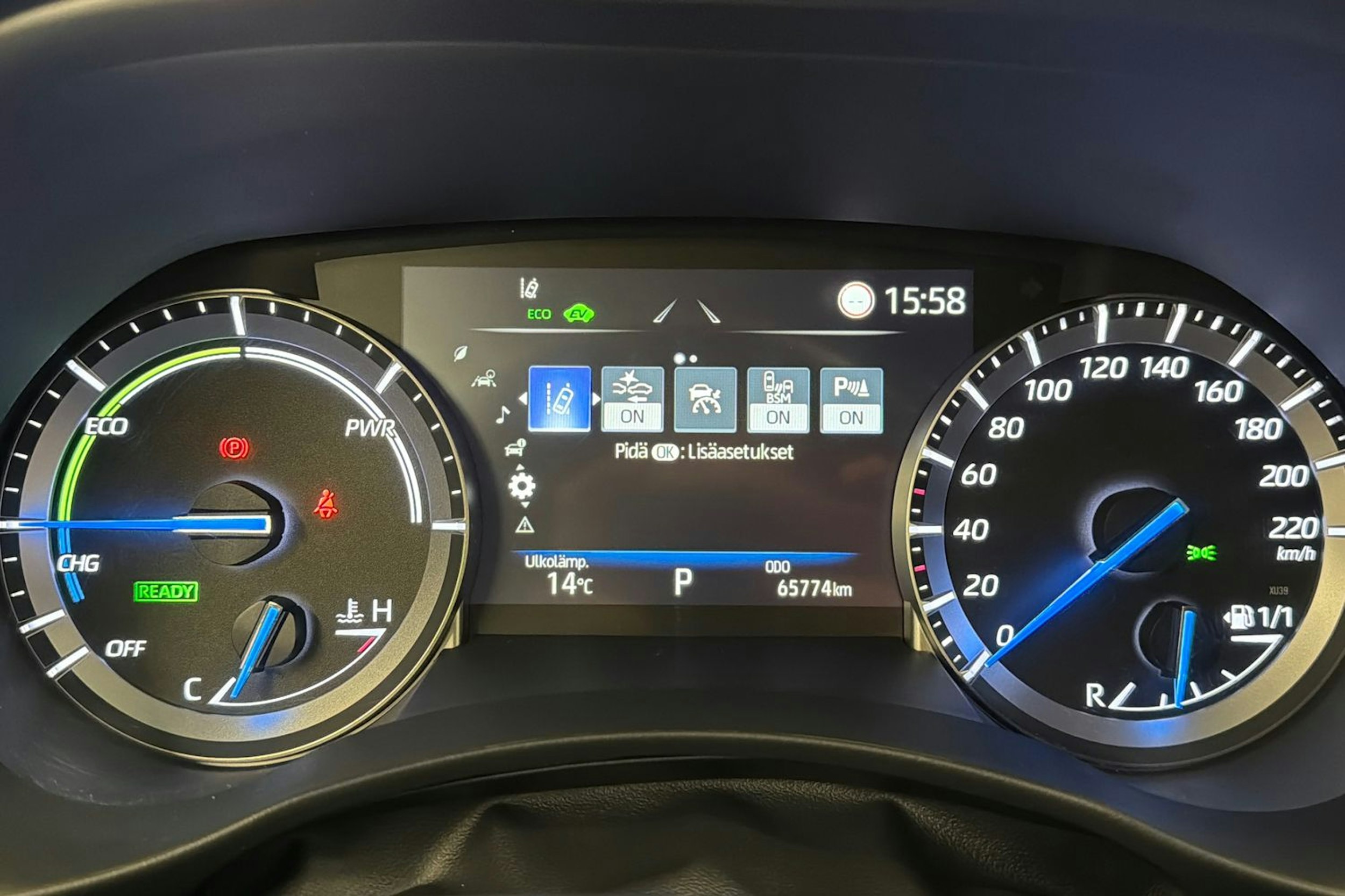 ruskea (beige) Toyota Highlander 2022 kuva 15.