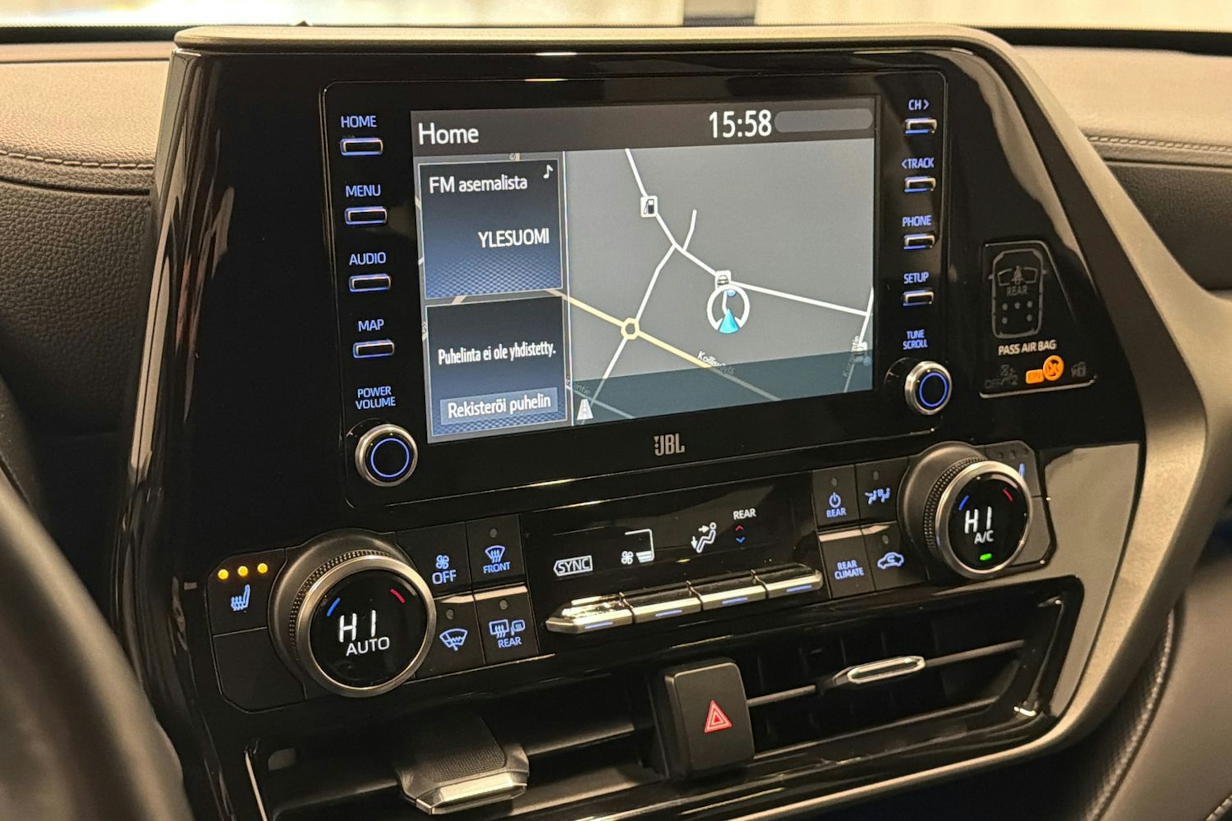 ruskea (beige) Toyota Highlander 2022 kuva 19.