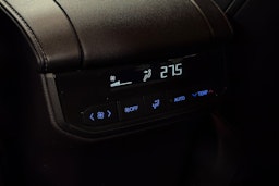 ruskea (beige) Toyota Highlander 2022 kuva 27.