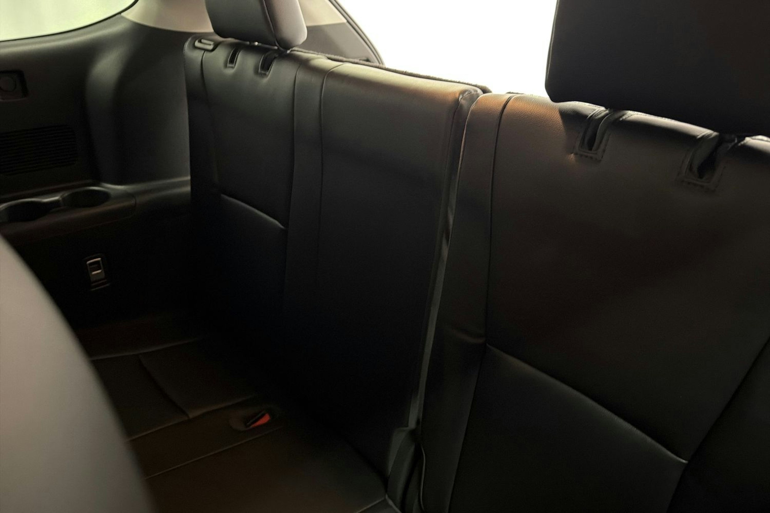 ruskea (beige) Toyota Highlander 2022 kuva 29.
