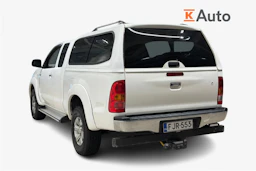 Valkoinen Toyota Hilux 2010 kuva 3.