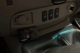 Valkoinen Toyota Hilux 2010 kuva 21.