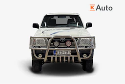 valkoinen Toyota Hilux 2002 kuva 4.