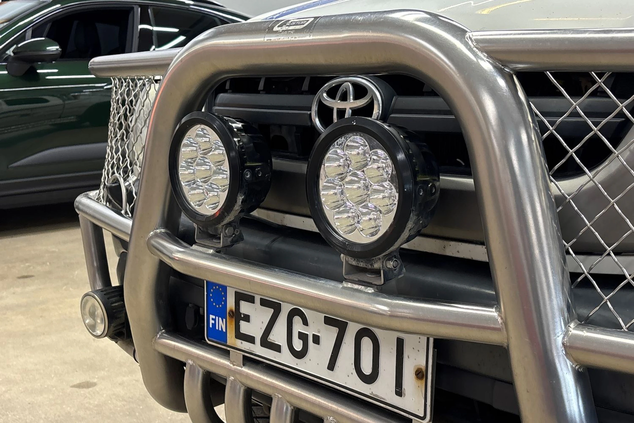 valkoinen Toyota Hilux 2002 kuva 18.