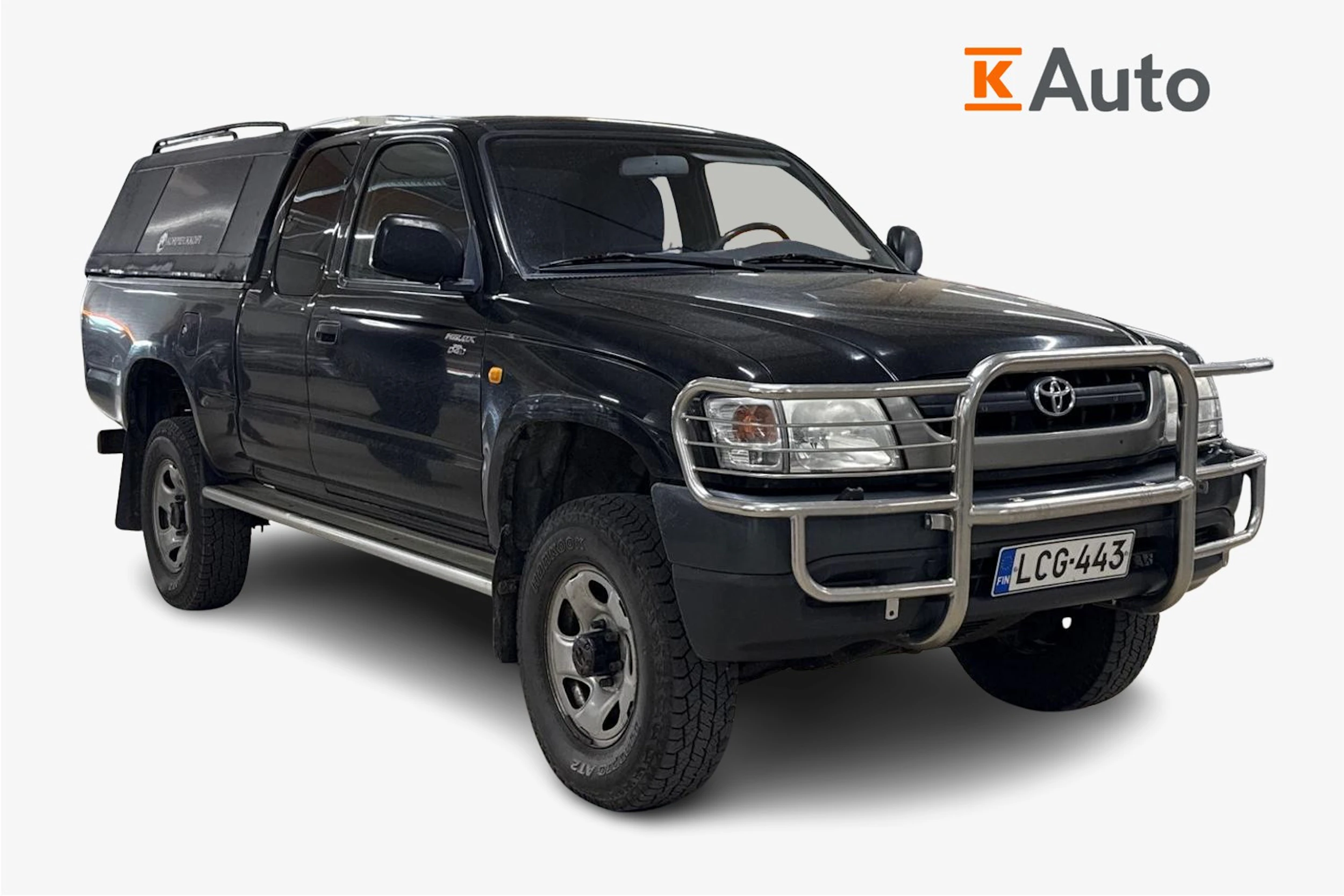 musta Toyota Hilux 2003 kuva 1.