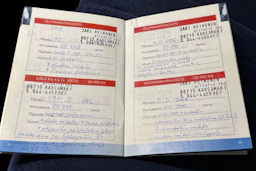 musta Toyota Hilux 2003 kuva 22.