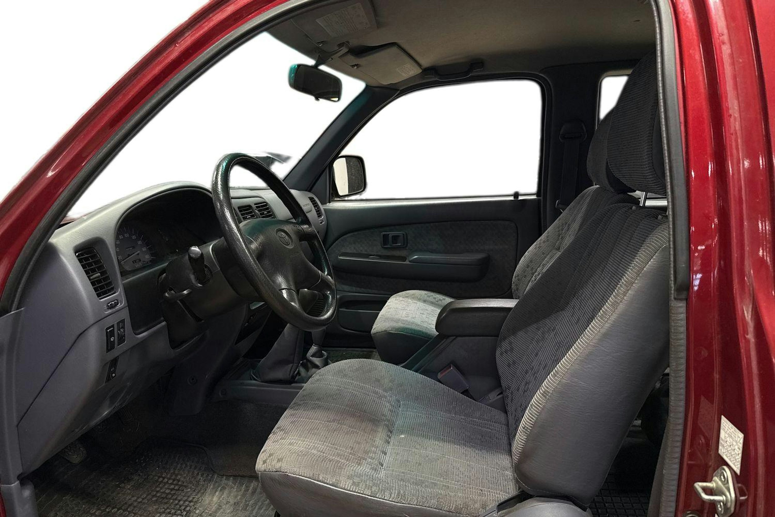 punainen Toyota Hilux 2003 kuva 3.