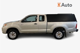 Hopea Toyota Hilux 2006 kuva 6.