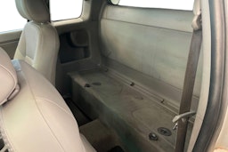 Hopea Toyota Hilux 2006 kuva 10.