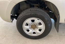 Hopea Toyota Hilux 2006 kuva 11.