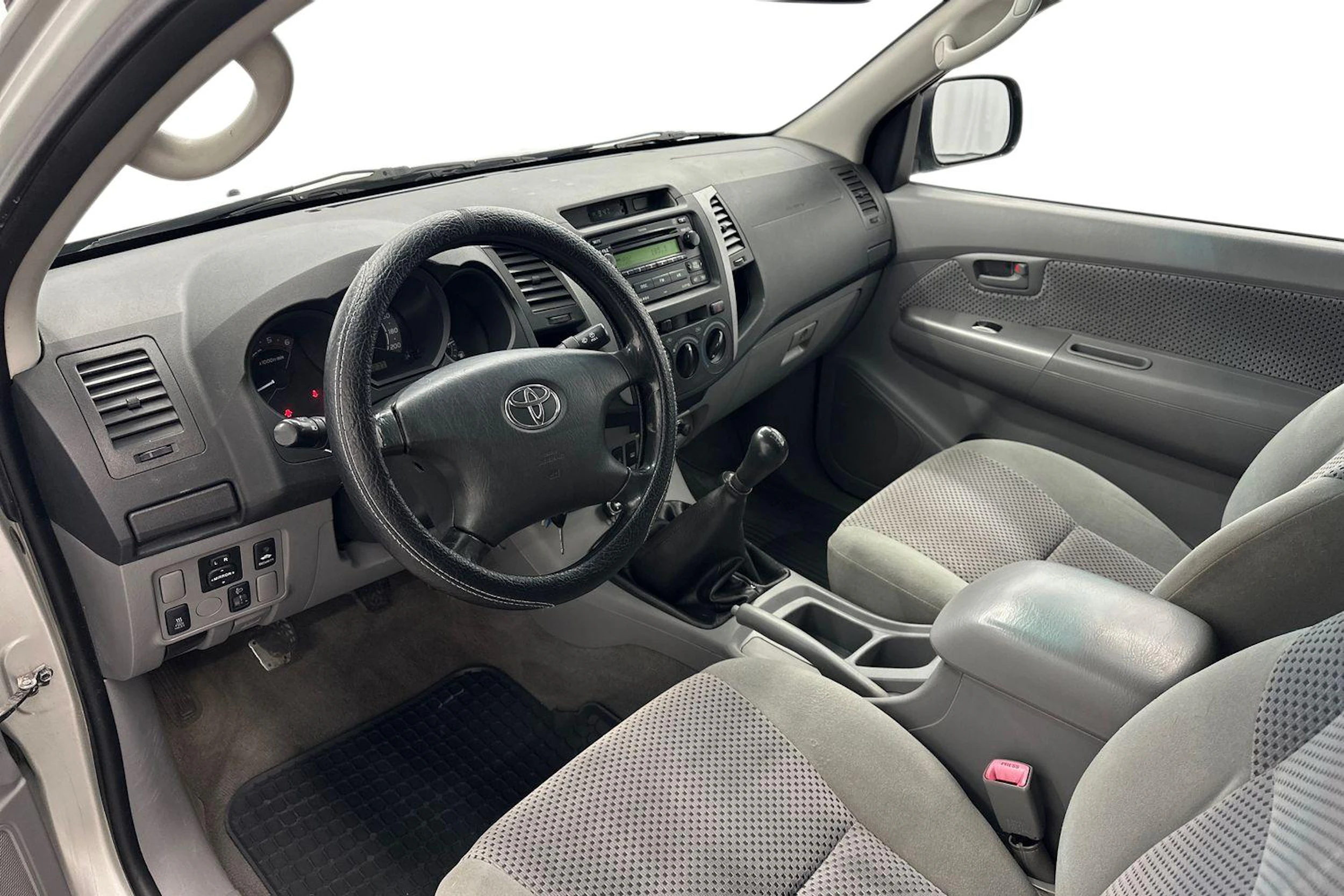 hopea Toyota Hilux 2006 kuva 6.