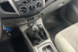 hopea Toyota Hilux 2006 kuva 17.