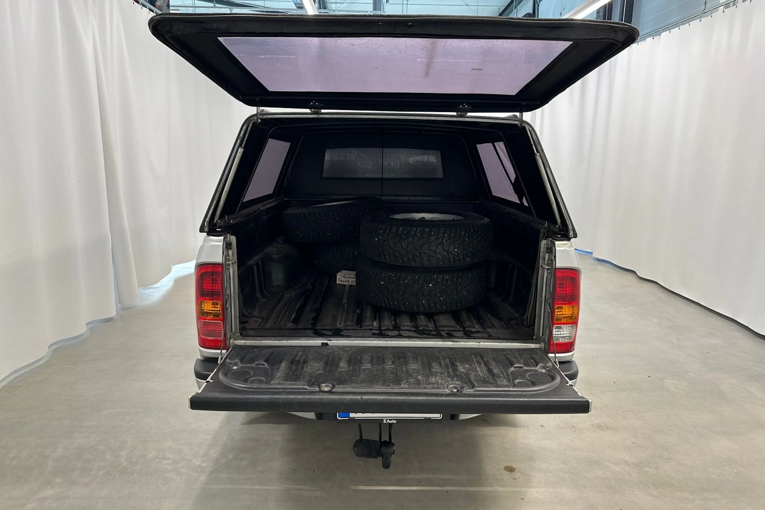 hopea Toyota Hilux 2006 kuva 24.