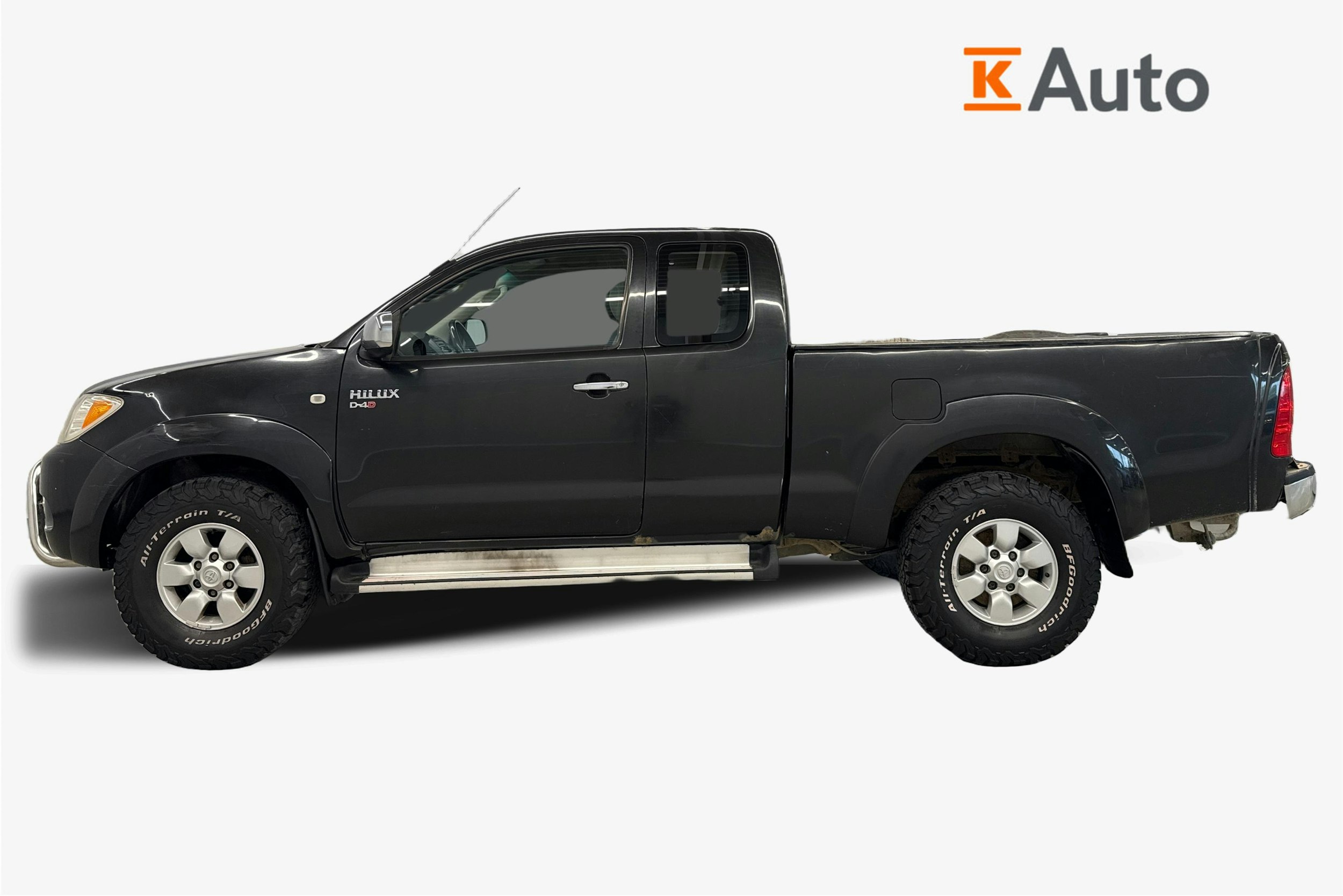 musta Toyota Hilux 2006 kuva 5.