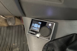 musta Toyota Hilux 2006 kuva 18.