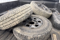 musta Toyota Hilux 2006 kuva 20.