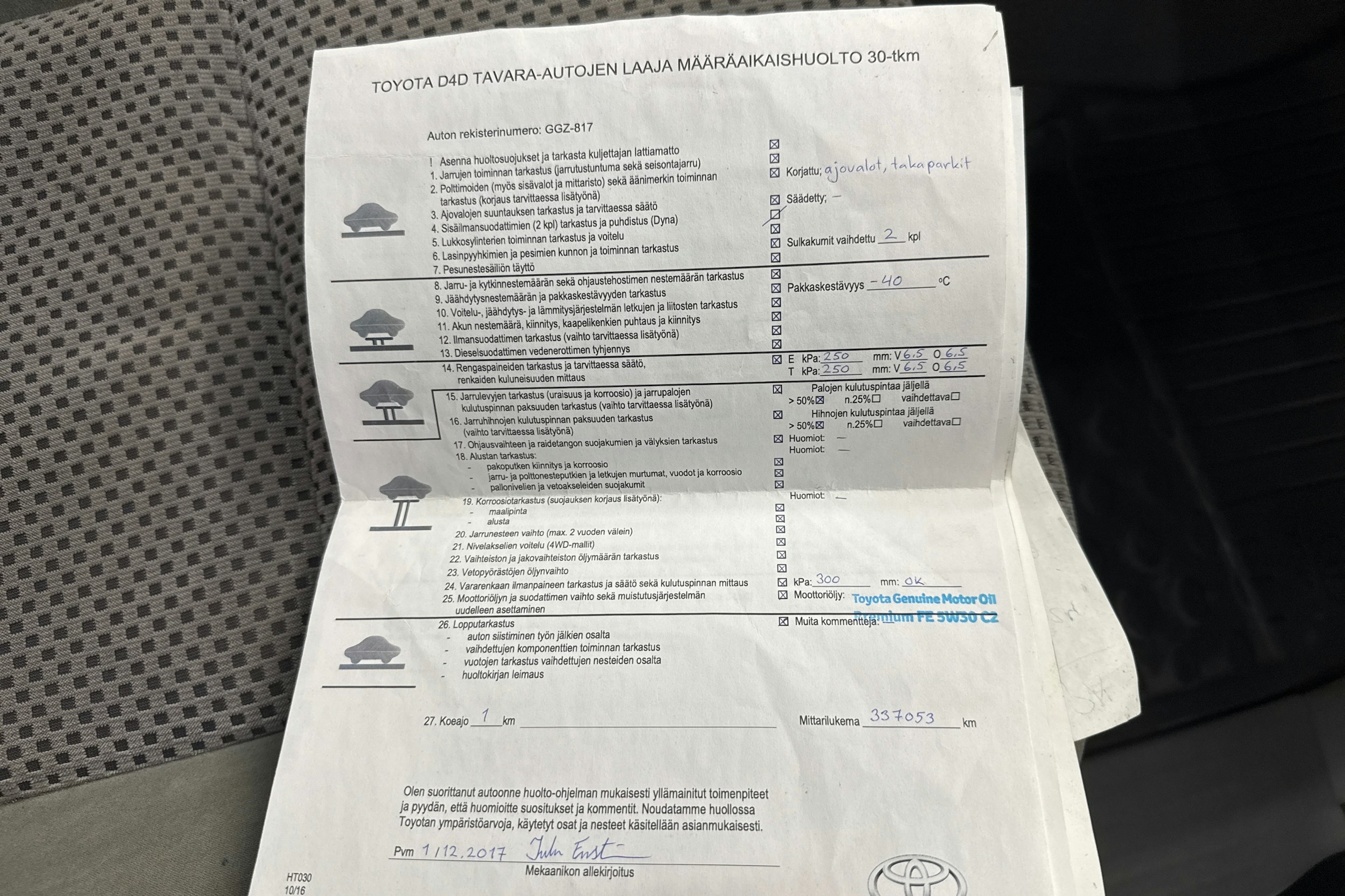 musta Toyota Hilux 2006 kuva 41.