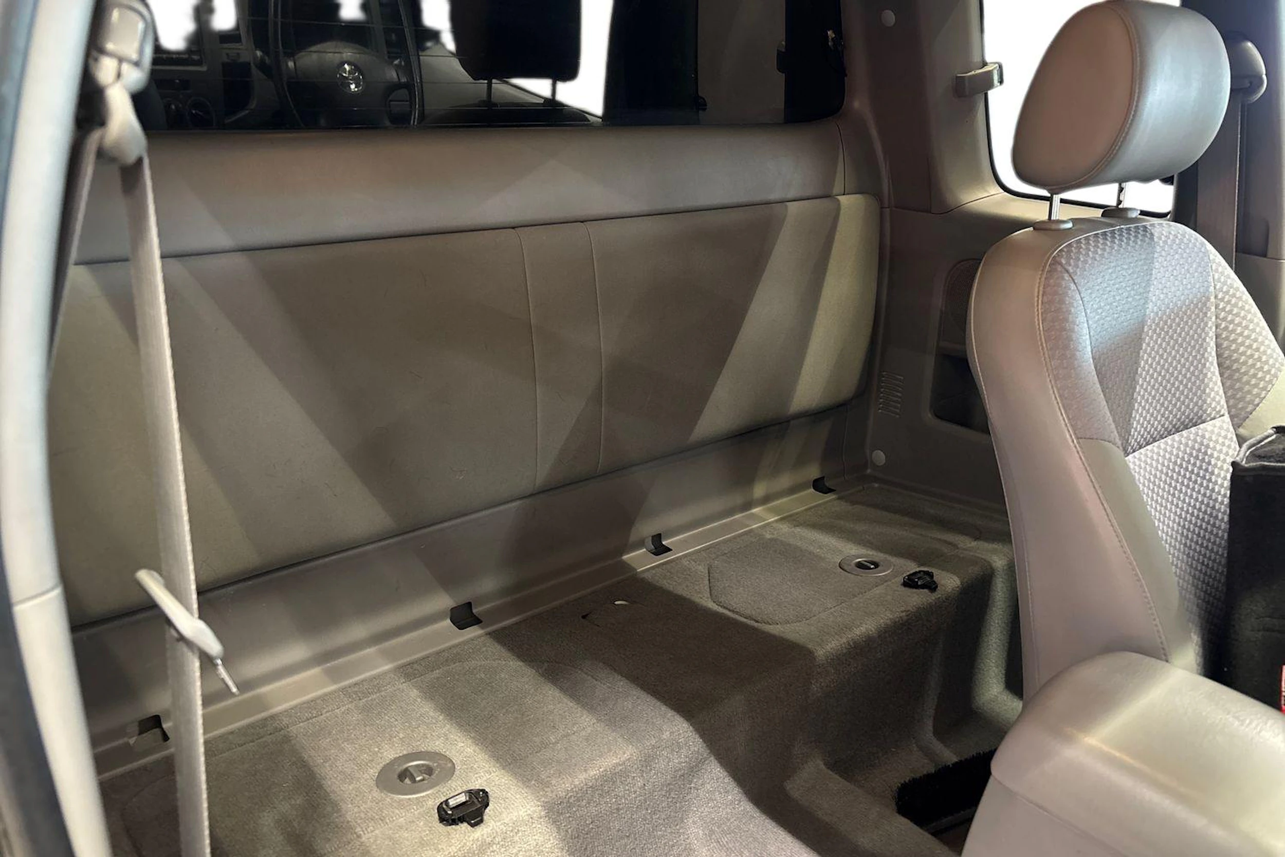 hopea Toyota Hilux 2006 kuva 11.