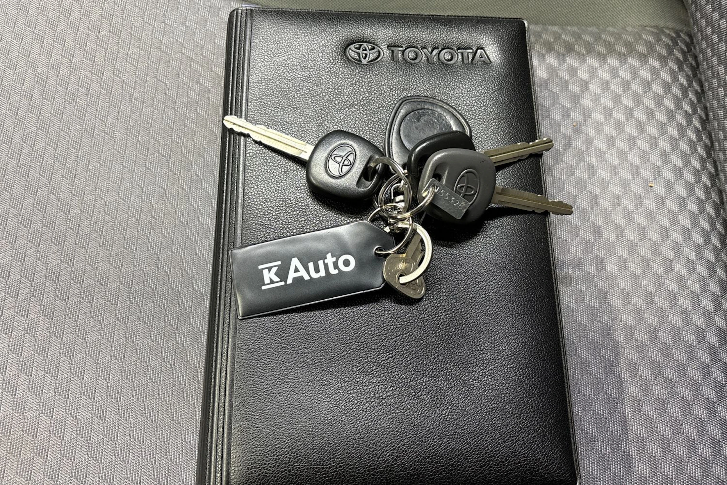 hopea Toyota Hilux 2006 kuva 25.