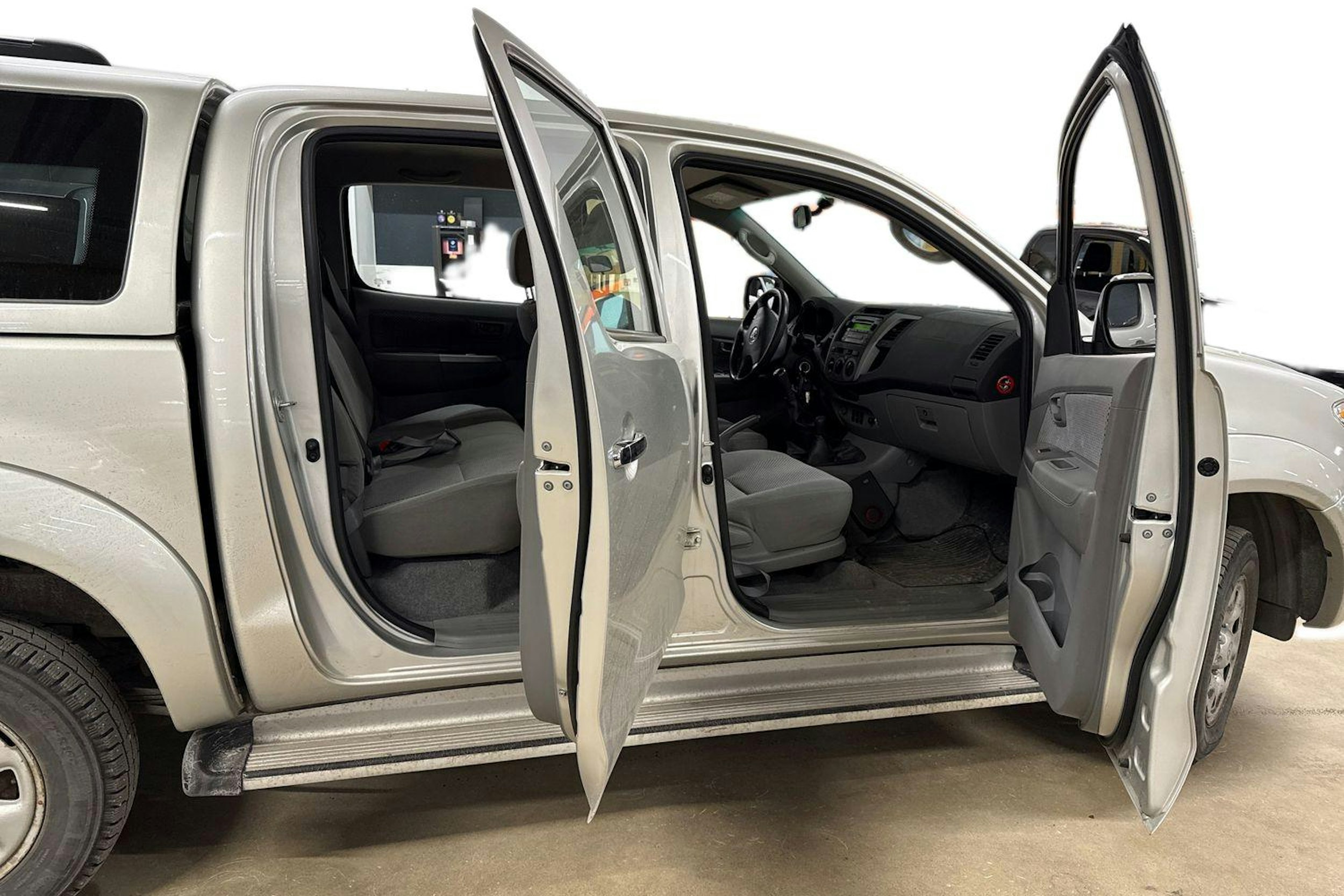 hopea Toyota Hilux 2007 kuva 3.