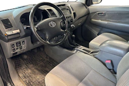 musta Toyota Hilux 2007 kuva 3.