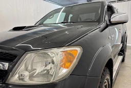 musta Toyota Hilux 2007 kuva 26.