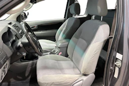 Harmaa Toyota Hilux 2007 kuva 11.