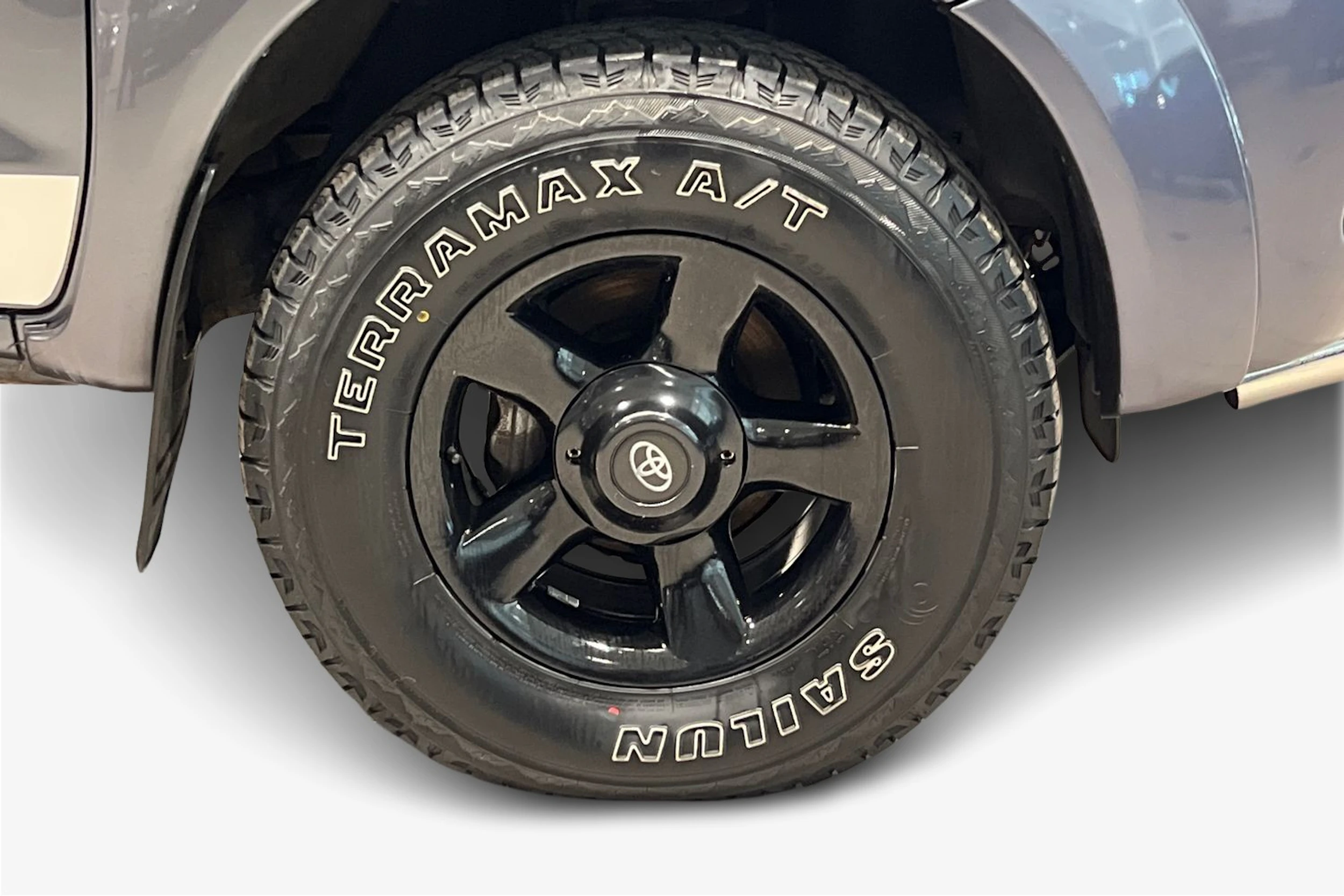 Harmaa Toyota Hilux 2007 kuva 12.