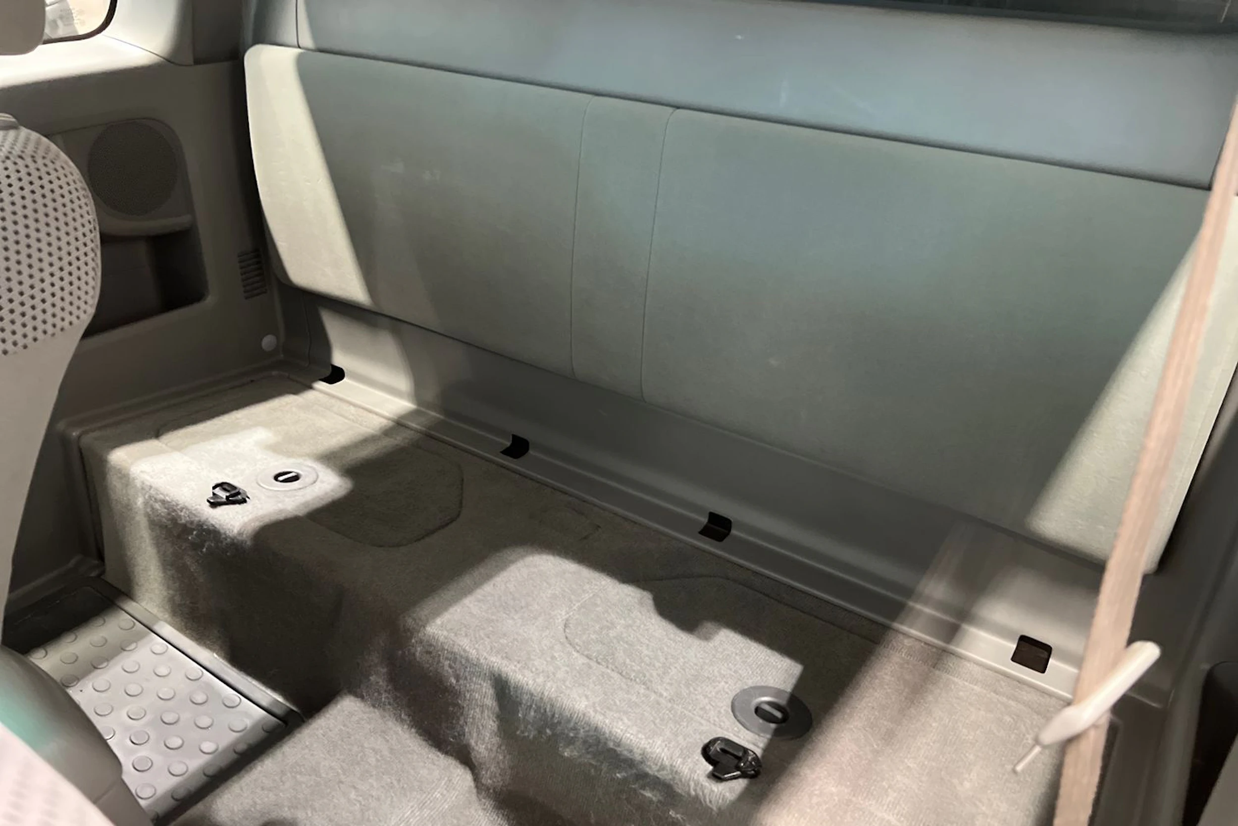 Harmaa Toyota Hilux 2007 kuva 16.