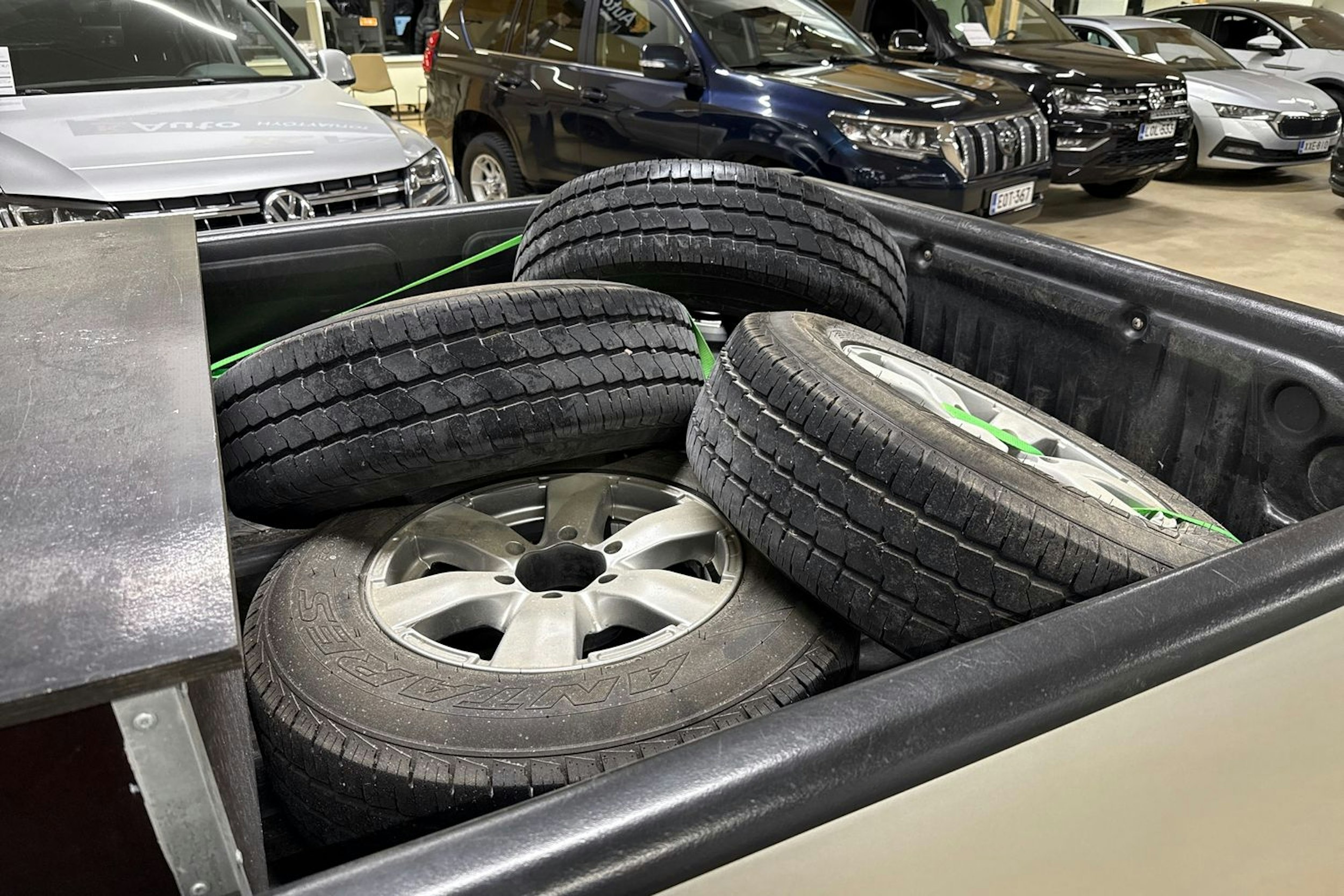 hopea Toyota Hilux 2008 kuva 13.