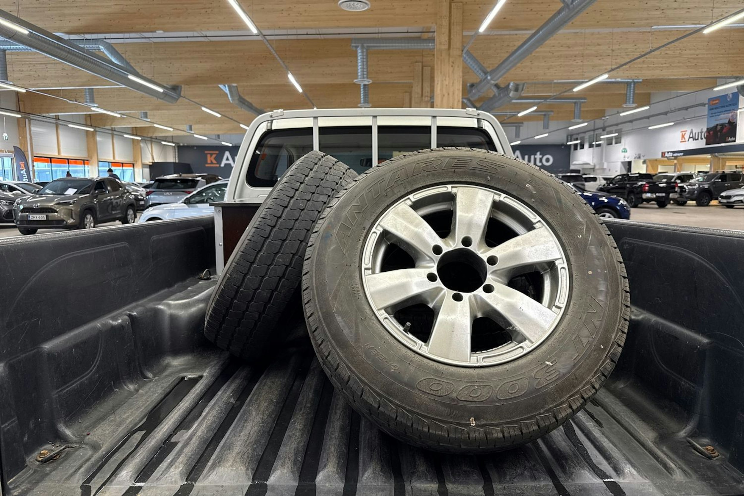 hopea Toyota Hilux 2008 kuva 19.