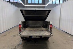 valkoinen Toyota Hilux 2008 kuva 11.