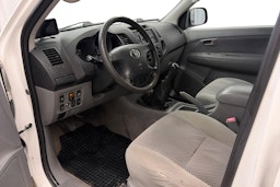 valkoinen Toyota Hilux 2008 kuva 12.