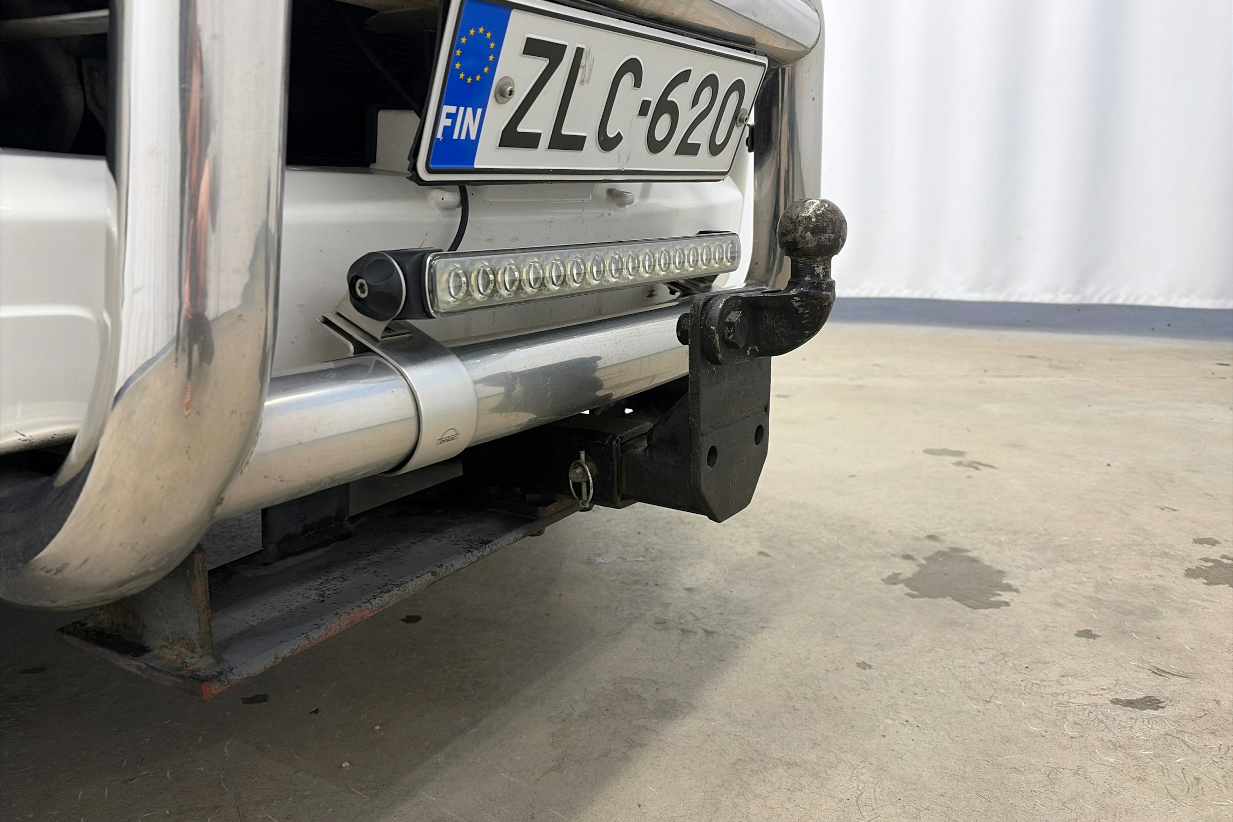 valkoinen Toyota Hilux 2008 kuva 23.