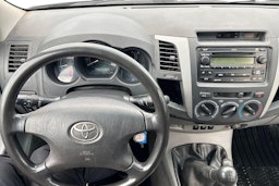 Hopea Toyota Hilux 2009 kuva 9.