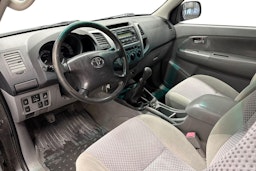 musta Toyota Hilux 2009 kuva 8.