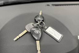 musta Toyota Hilux 2009 kuva 22.