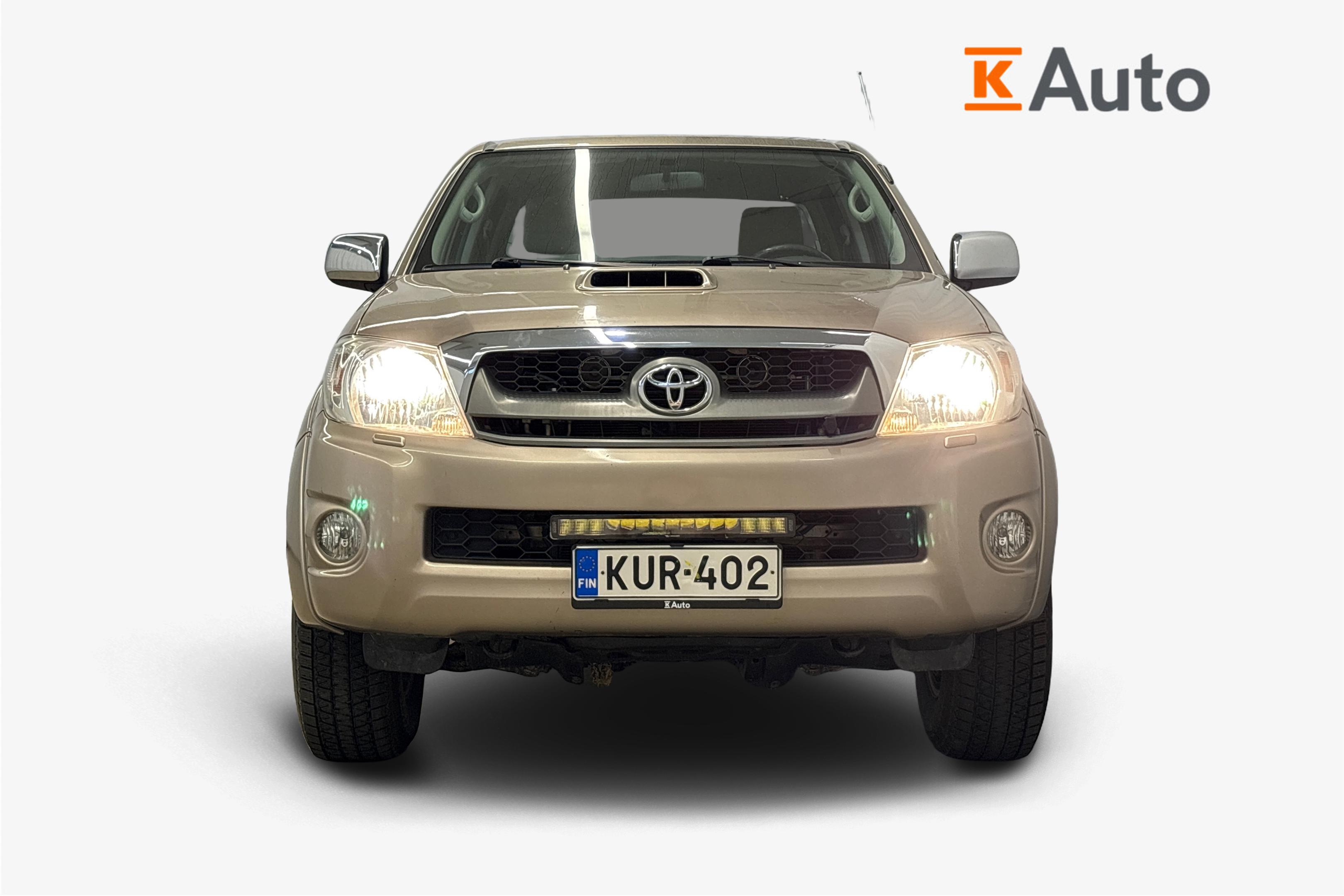 Toyota Hilux 2010, kuva 4/27