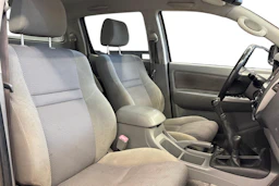ruskea (beige) Toyota Hilux 2010 kuva 9.