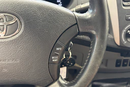 ruskea (beige) Toyota Hilux 2010 kuva 14.