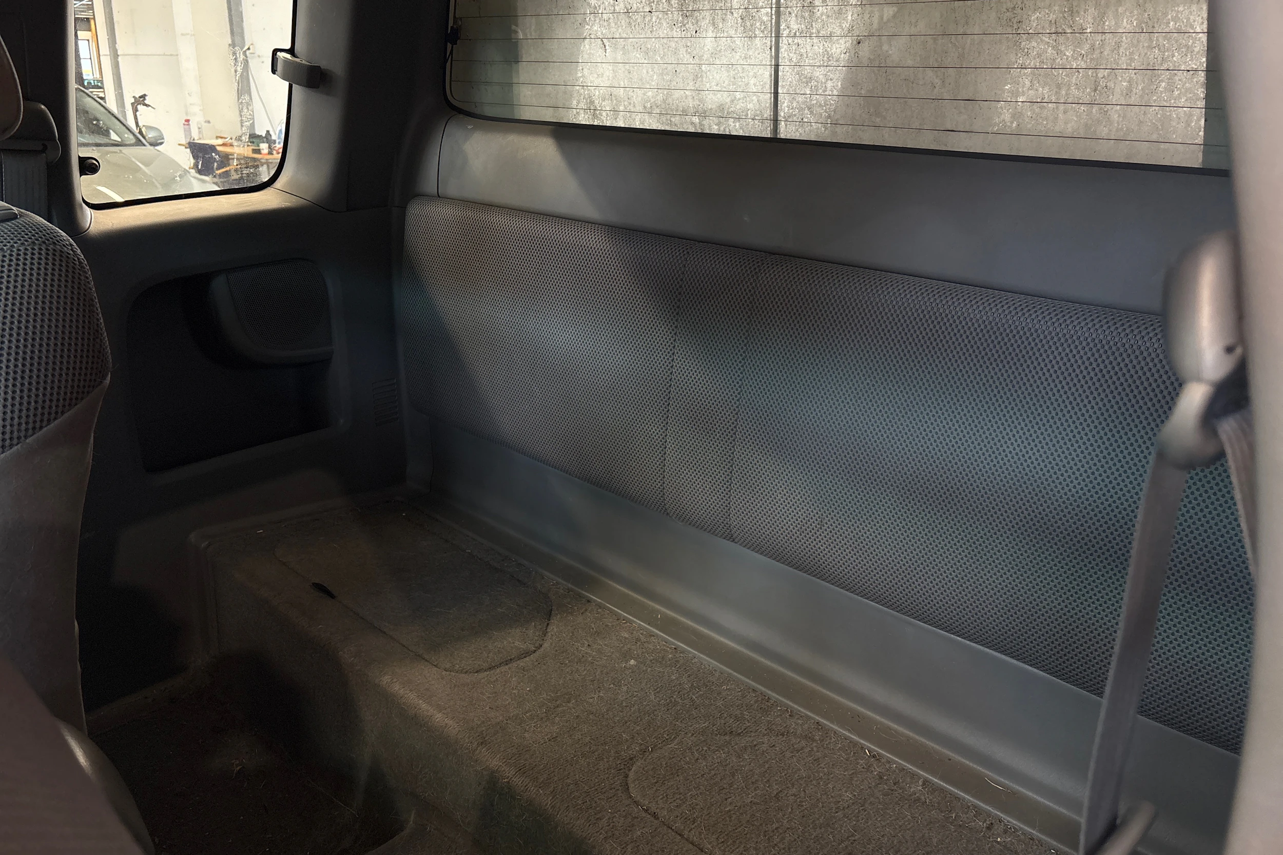 hopea Toyota Hilux 2010 kuva 5.