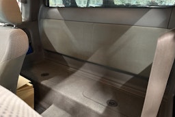 harmaa Toyota Hilux 2010 kuva 16.