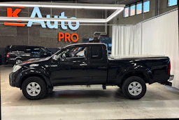 musta Toyota Hilux 2010 kuva 6.