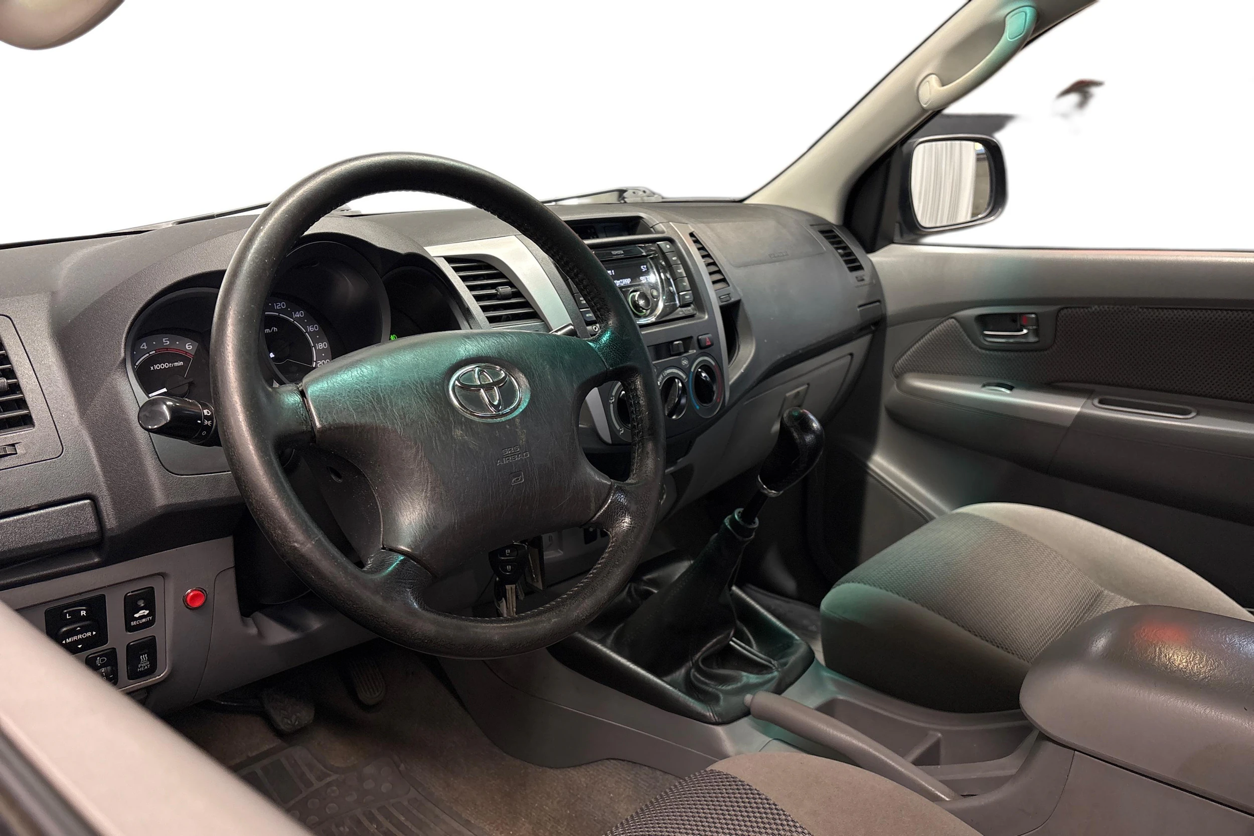 musta Toyota Hilux 2010 kuva 7.