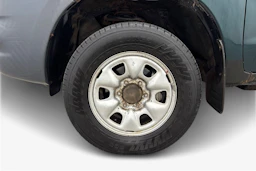 vihreä Toyota Hilux 2011 kuva 9.