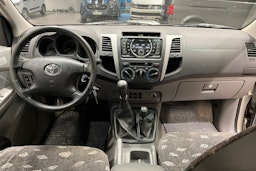 Hopea Toyota Hilux 2011 kuva 7.